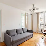 Beautiful Apartment In Paris 9